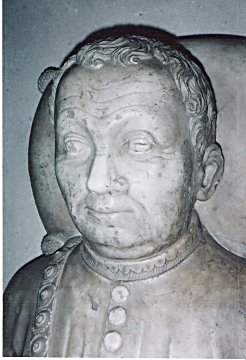 Viza²gho de Bertrand du Guesclin de la tomba kushostatuo